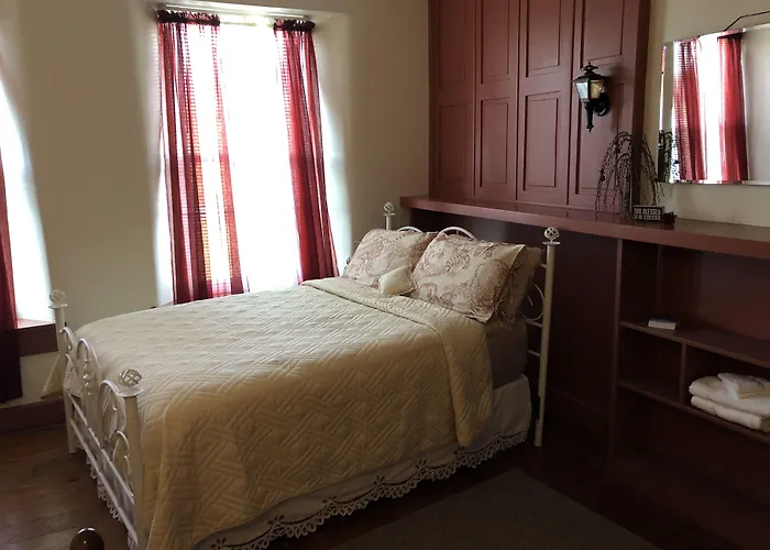 Red Rose Bed & Breakfast