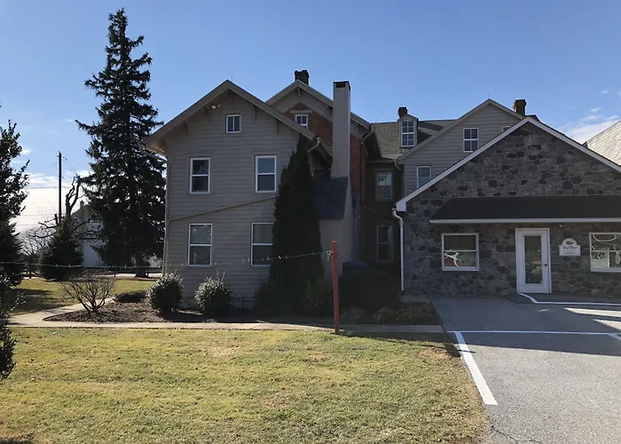 Red Rose Bed & Breakfast